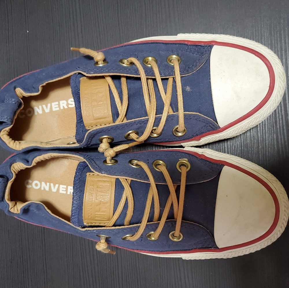 navy converses - Picture 2 of 2